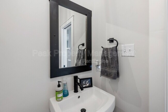 Building Photo - 3120 N Street