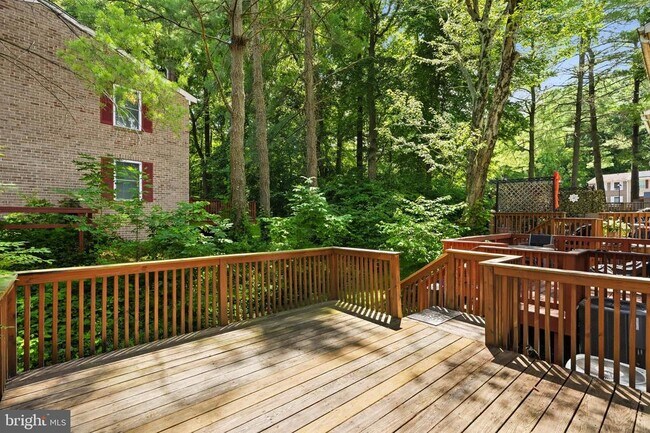 Building Photo - 9101 Bronze Bell Cir