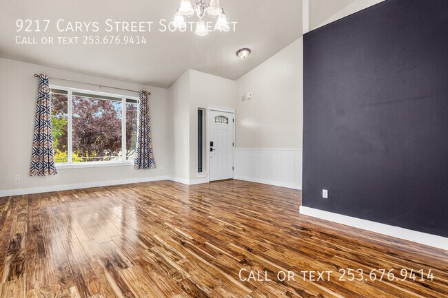 Building Photo - 9217 Carys St SE