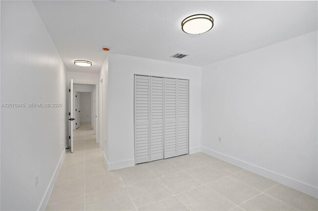 Building Photo - 5819 NW 30th Ave