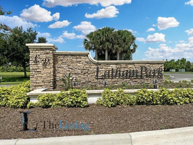 Building Photo - 14359 Shocklach Dr