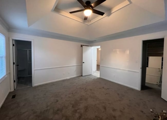 Building Photo - 15431 Robinson St