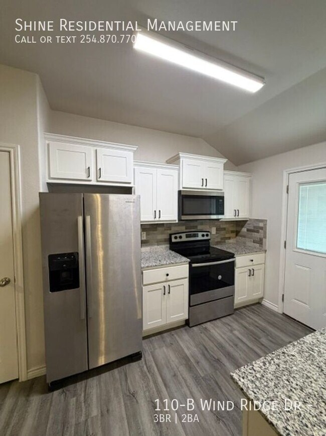 Building Photo - 110-B Wind Ridge Dr --