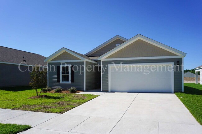 Building Photo - 602 Draymore Dr NE