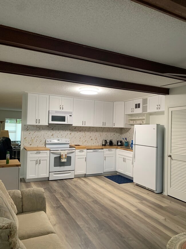 Building Photo - 2292 Costa Rican Dr