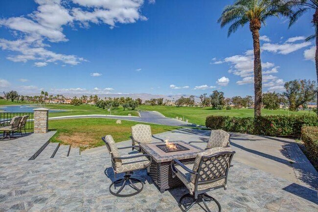 Building Photo - 199 Desert Falls Dr E