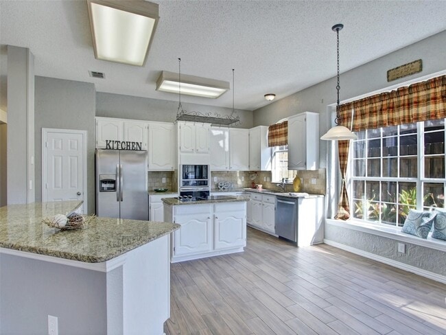 Building Photo - 11117 Knoxville Ln