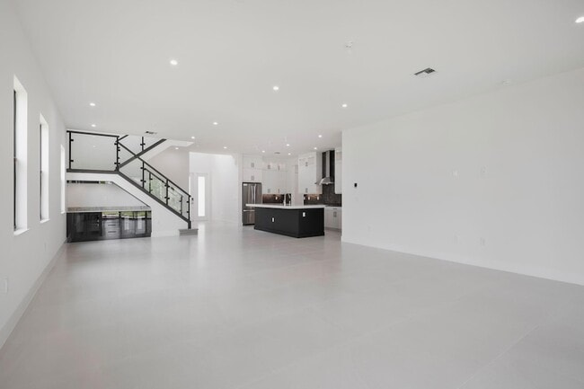 Building Photo - 12526 Solana Bay Cir