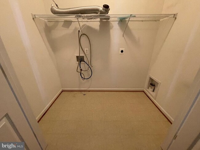 Building Photo - 43998 Fresia Ln