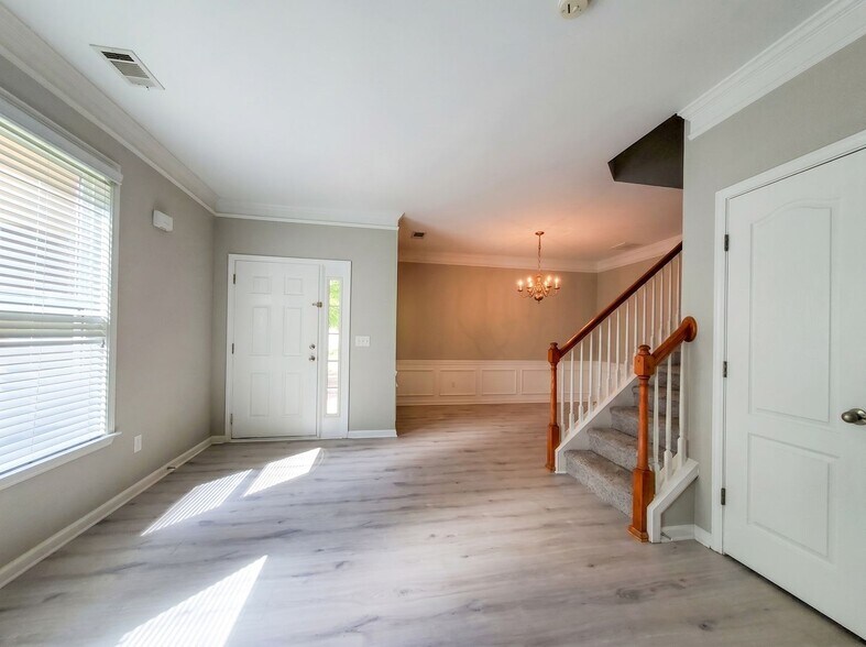 Building Photo - 3344 Archgate Ct