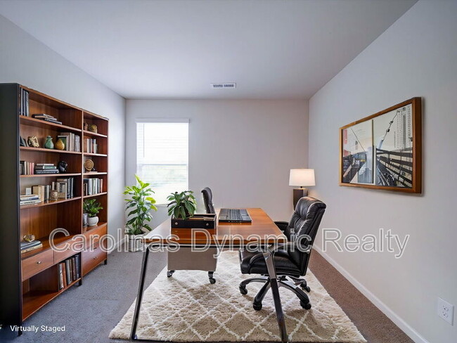 Building Photo - 916 S Battleground Ave