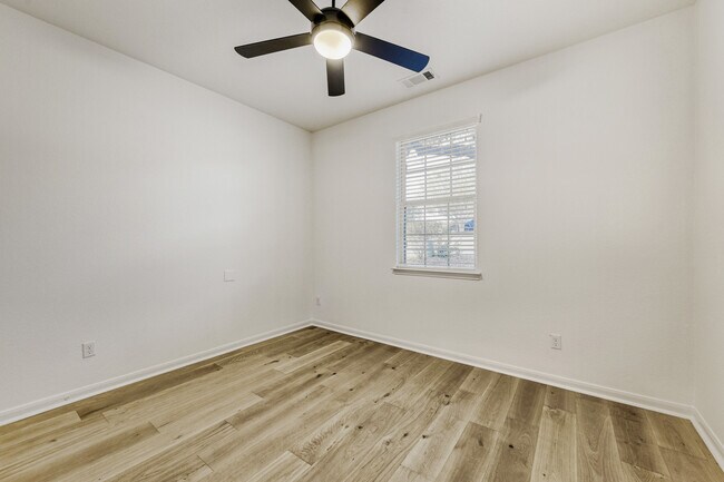 Building Photo - 5013 Pyrenees Pass