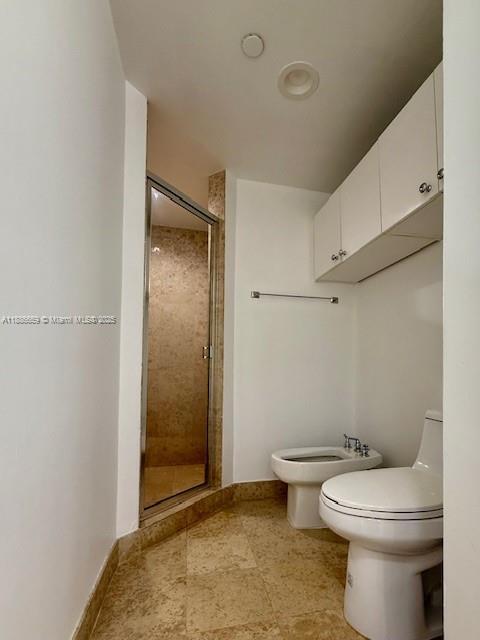 Building Photo - 4775 Collins Ave