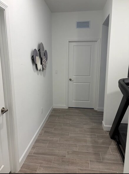 Building Photo - 1446 Tangled Orchard Trce