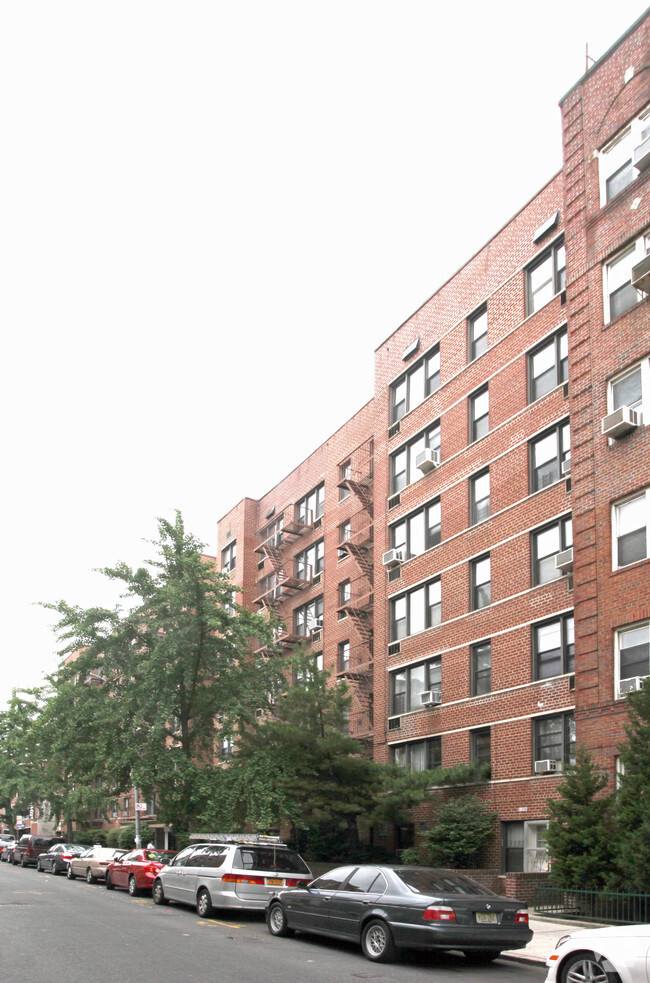 Shorefront Apartments - 1735 E 13th St Brooklyn Ny 11229 