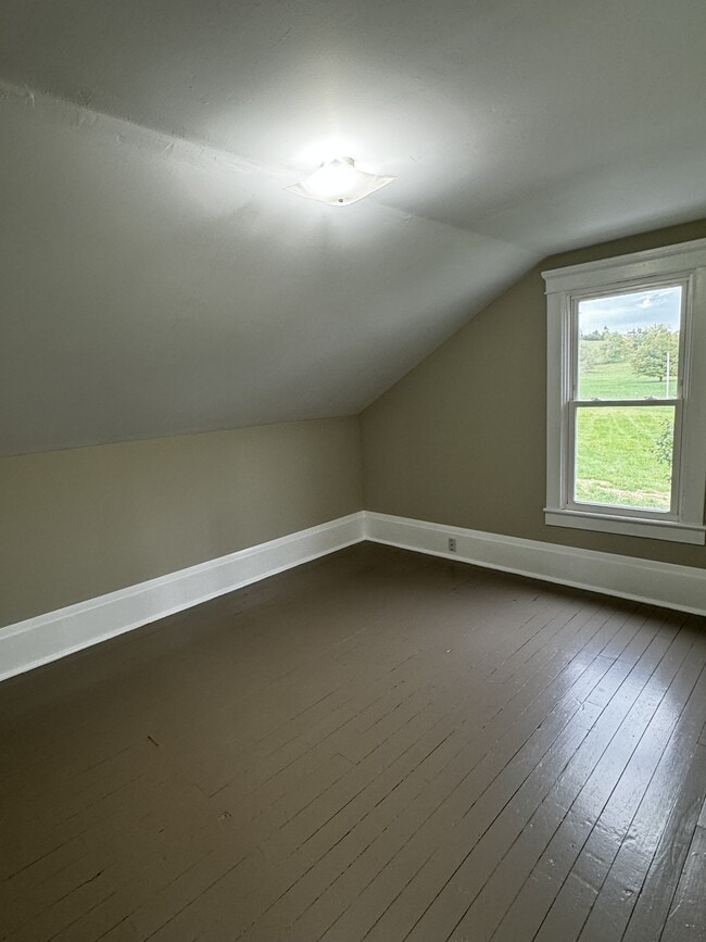 Building Photo - 4305 Dulaney Rd