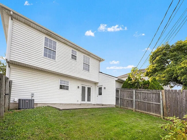 Building Photo - 2148 Fortune Hill Ln