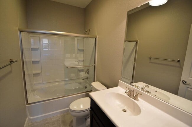 Building Photo - Home in Livermore Available for Move In!