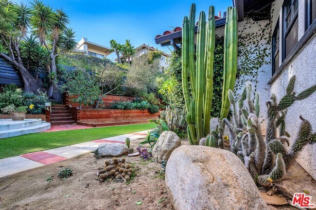 Building Photo - 4267 Don Jose Dr