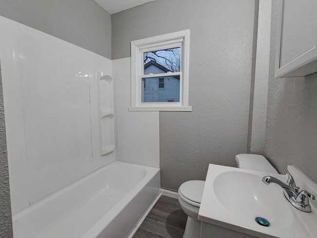 Building Photo - (RENT-TO-OWN AVAILABLE):