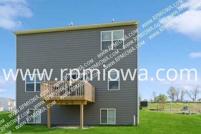 Building Photo - 265 Prairie Bluff Dr