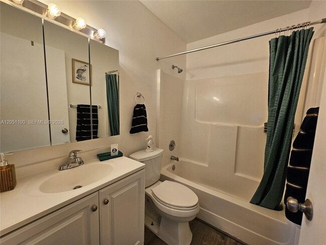 Building Photo - 5361 Treetops Dr