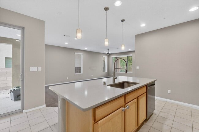 Building Photo - 6322 Vista del Bosque Dr