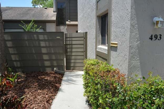 Building Photo - 493 Meadowood Blvd