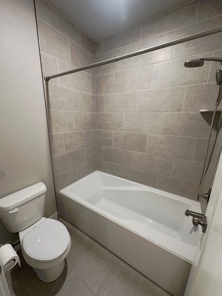 master bedroom shower - 1088 S High Ridge Rd