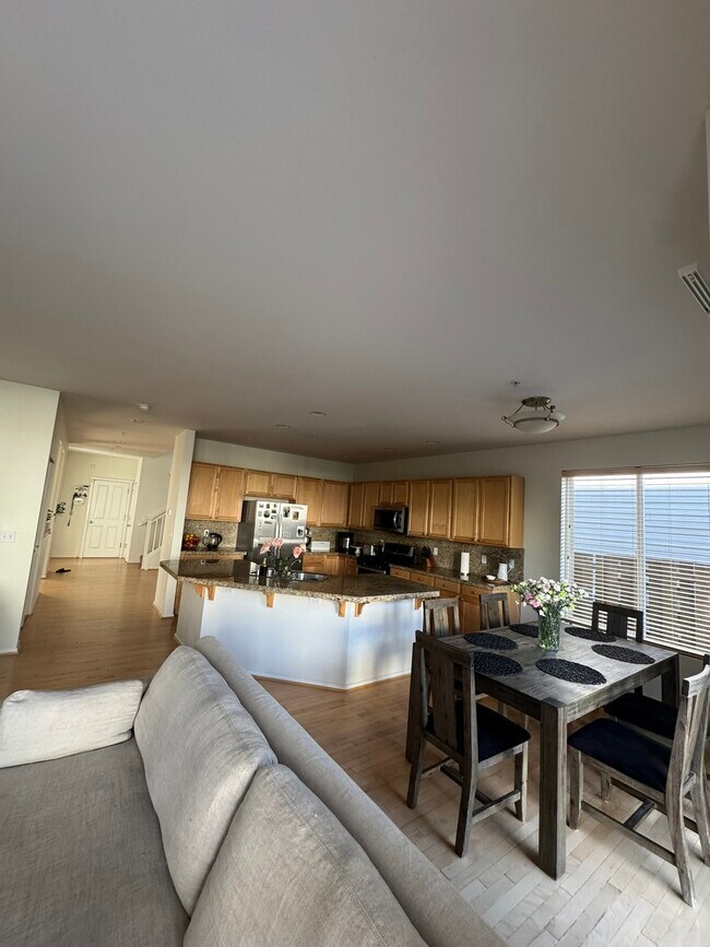 Building Photo - 21915 46th Pl S