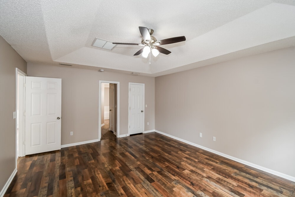 Building Photo - 2908 Majestic Oaks Ln
