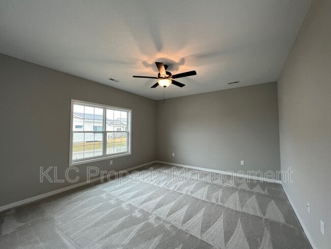 Building Photo - 8951 Calpurnia Dr