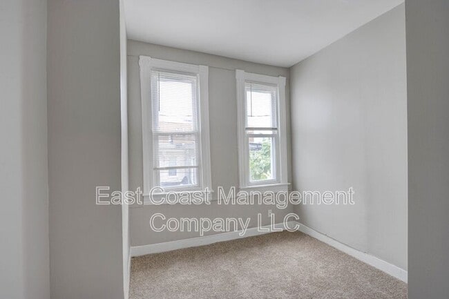 Building Photo - 237 N Luzerne Ave