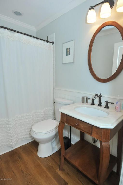 Bathroom - 516 Virginia Ave