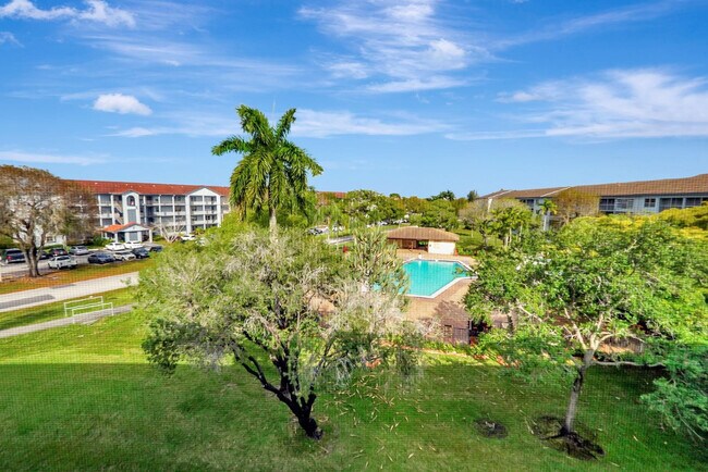 Building Photo - 1401 SW 128th Terrace