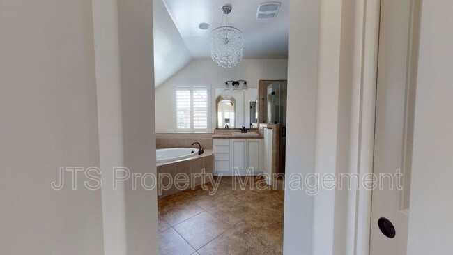 Building Photo - 1349 Piper Pl