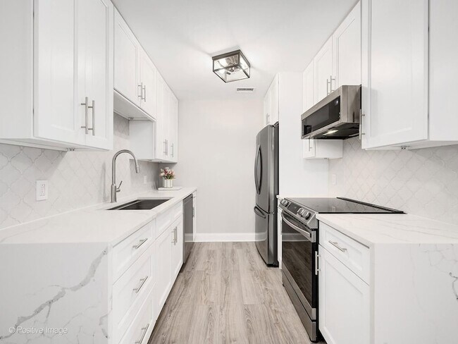 Building Photo - 6176 Knoll Ln Ct