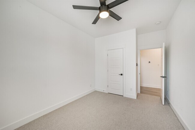 Building Photo - 8321 Springwood Cyn Ln