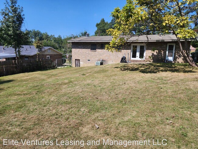 Primary Photo - 3 br, 1 bath House - 5022 Dodd Drive