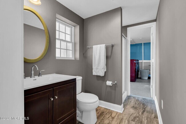 Building Photo - 326 Cutter Ln