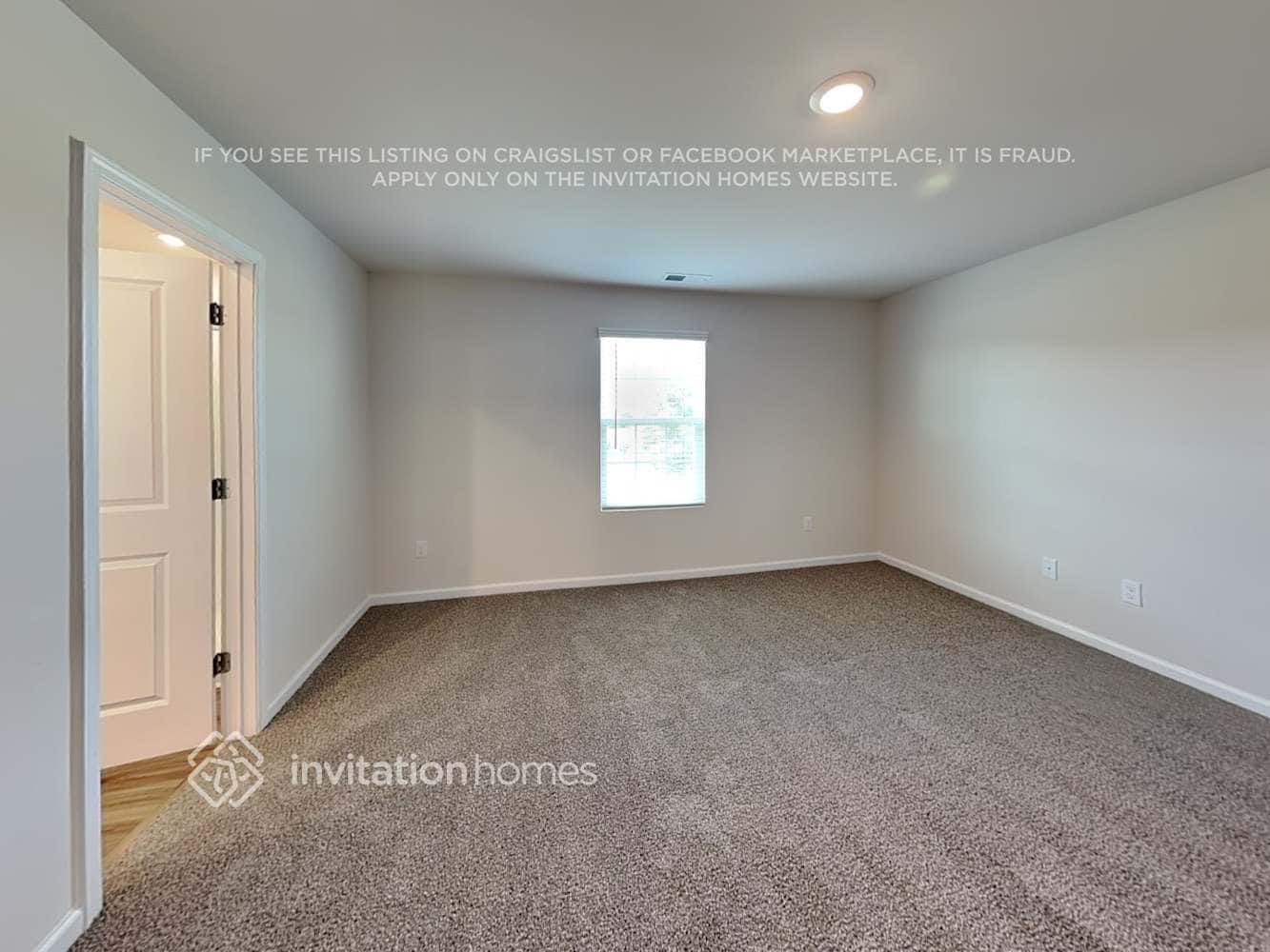 Building Photo - 1024 Woodhouse Dr
