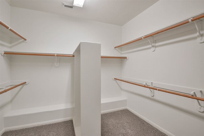 Building Photo - 21808 Maidens Crossing Dr