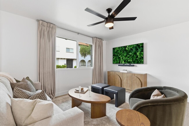 Building Photo - 4308 N Parkway Ave