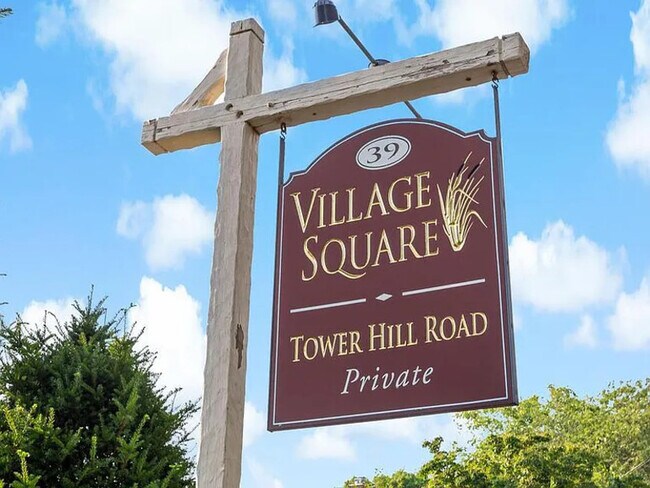 Building Photo - 39 Tower Hill Rd