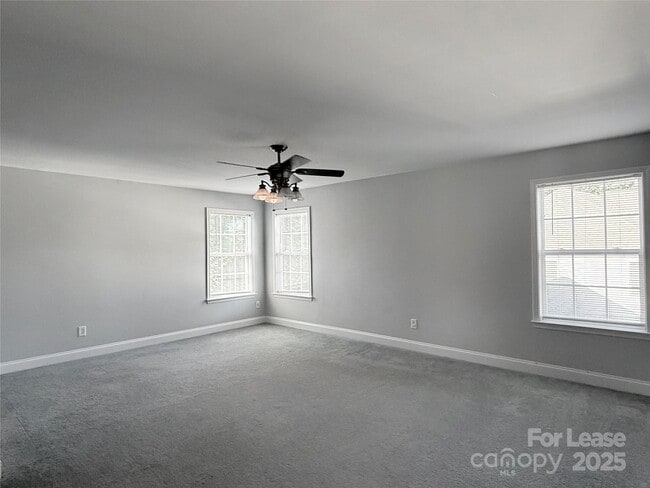 Building Photo - 126 Cloister Ln