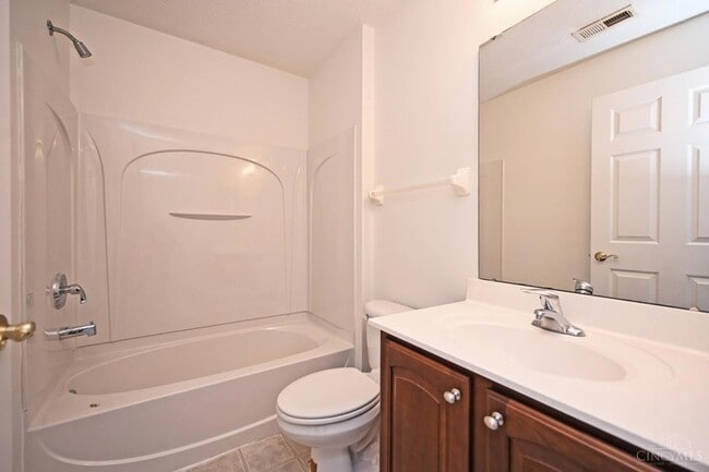 Building Photo - 7135 Thorndale Ln