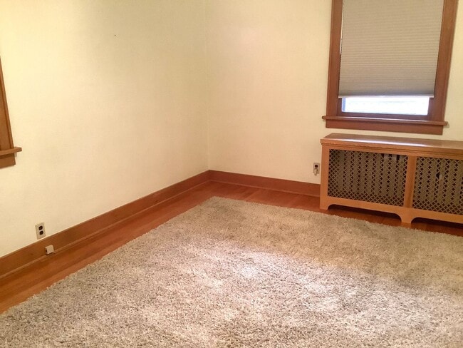 Building Photo - Nice Single Family House for Rent