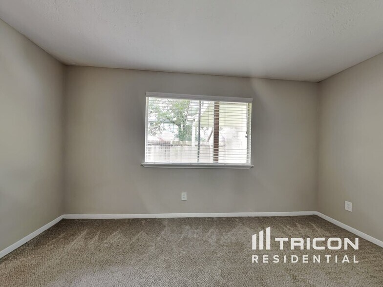 Building Photo - 20243 Smithfield Crossing Ln