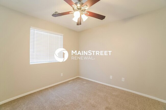Building Photo - 3 Bedroom Pet-Friendly Home in TOLLESON, AZ with Main Street Renewal
