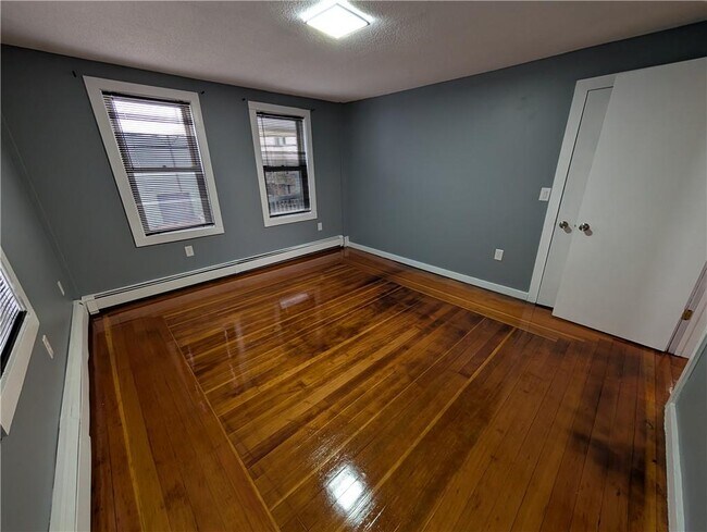 Building Photo - 57 Pleasant St